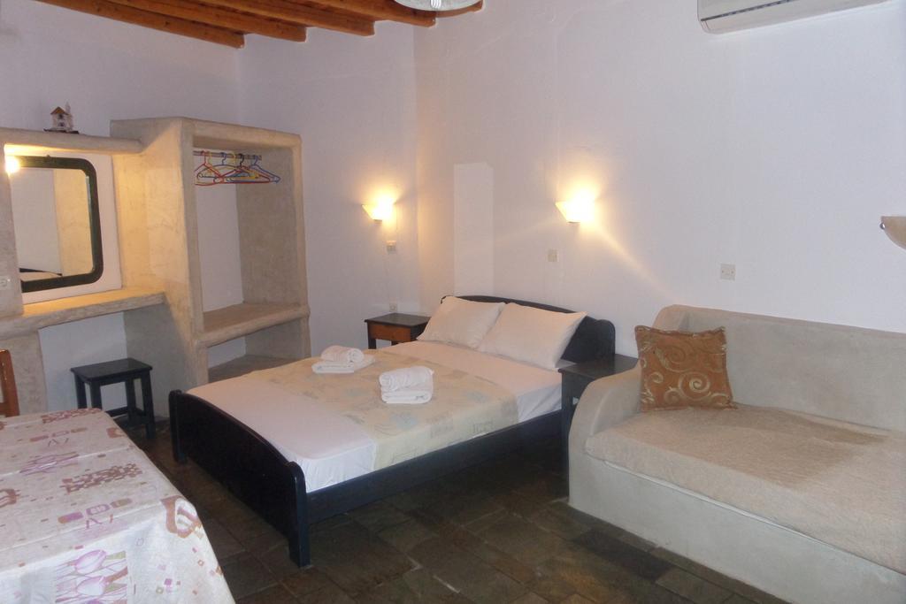 Aegean Sunset Apartment Kionia Ruang foto